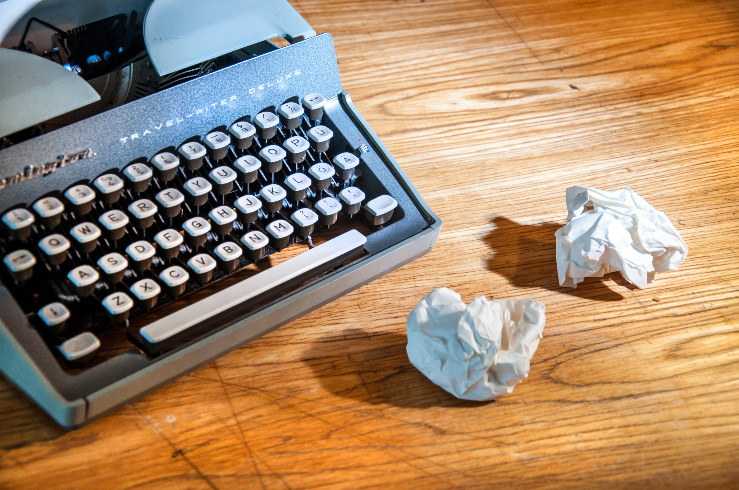 macchina da scrivere vecchia